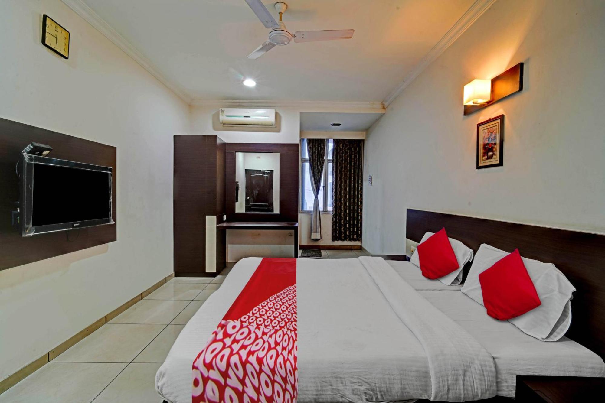 Hotel O Jk Inn Tiruppur Ngoại thất bức ảnh
