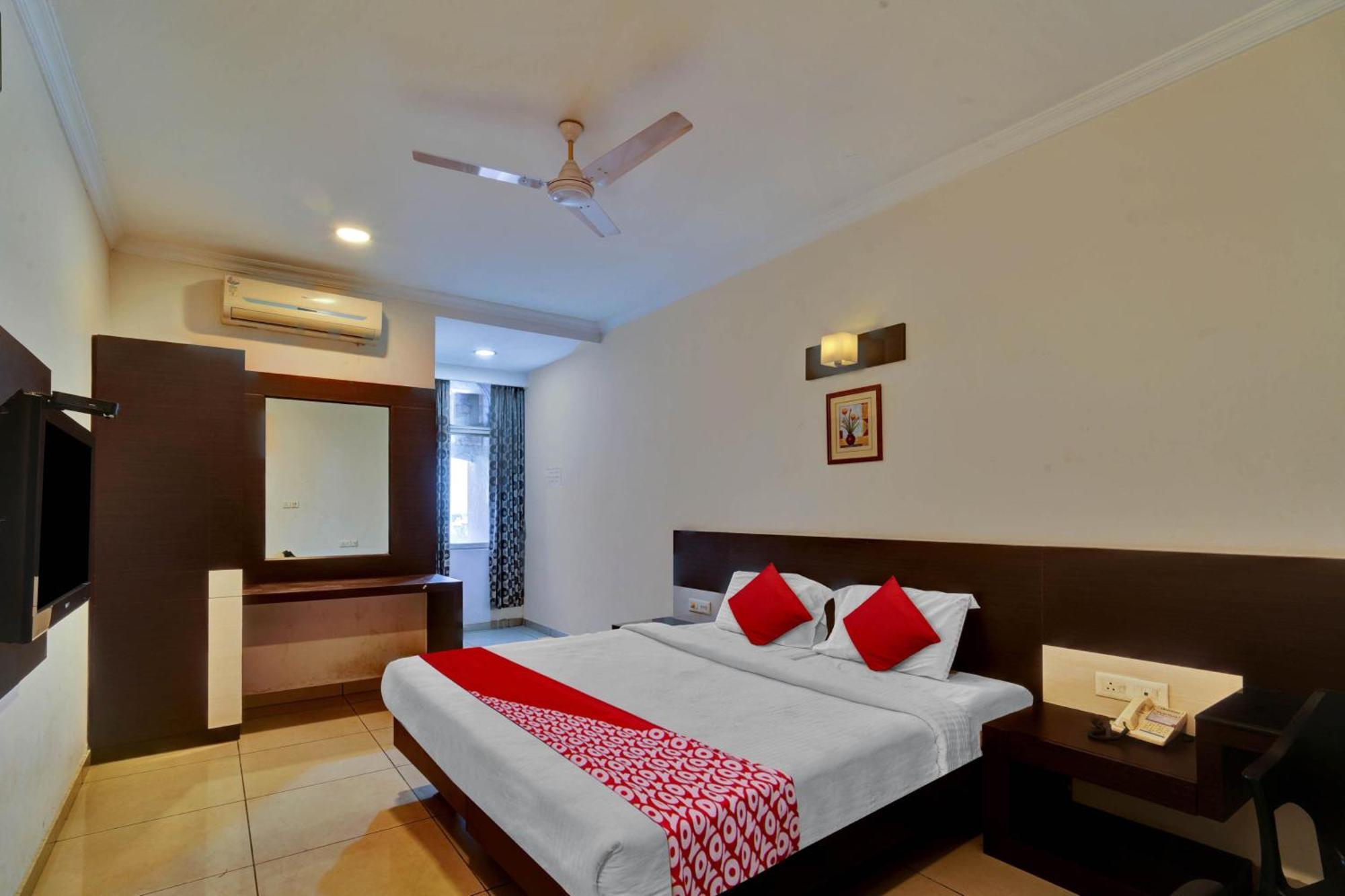 Hotel O Jk Inn Tiruppur Ngoại thất bức ảnh