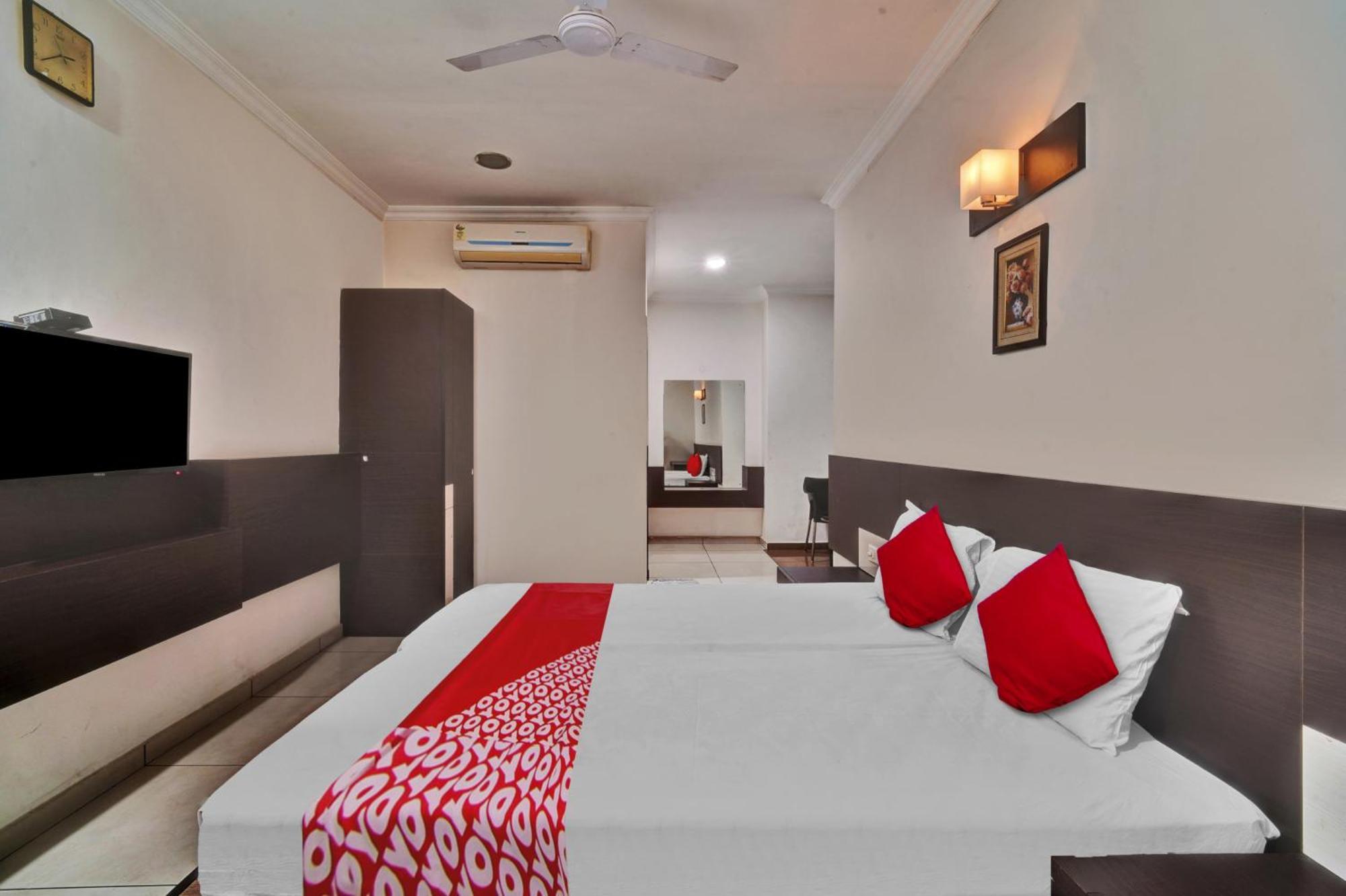Hotel O Jk Inn Tiruppur Ngoại thất bức ảnh